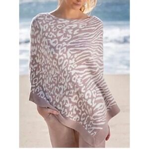 NEW Barefoot Dreams CozyChic Ultra Lite Poncho Faded‎ Rose. Free Beanie!
